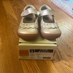 Livie & Luca Classic Mary Jane - champagne